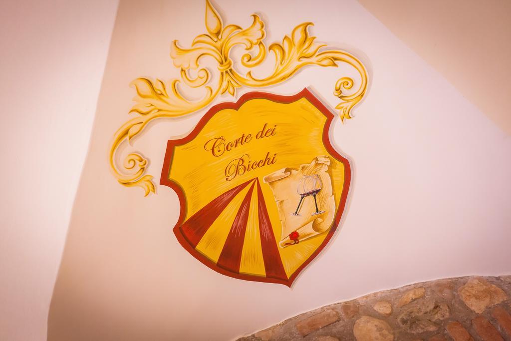 Hotel Alla Corte Dei Bicchi Cavriana ภายนอก รูปภาพ